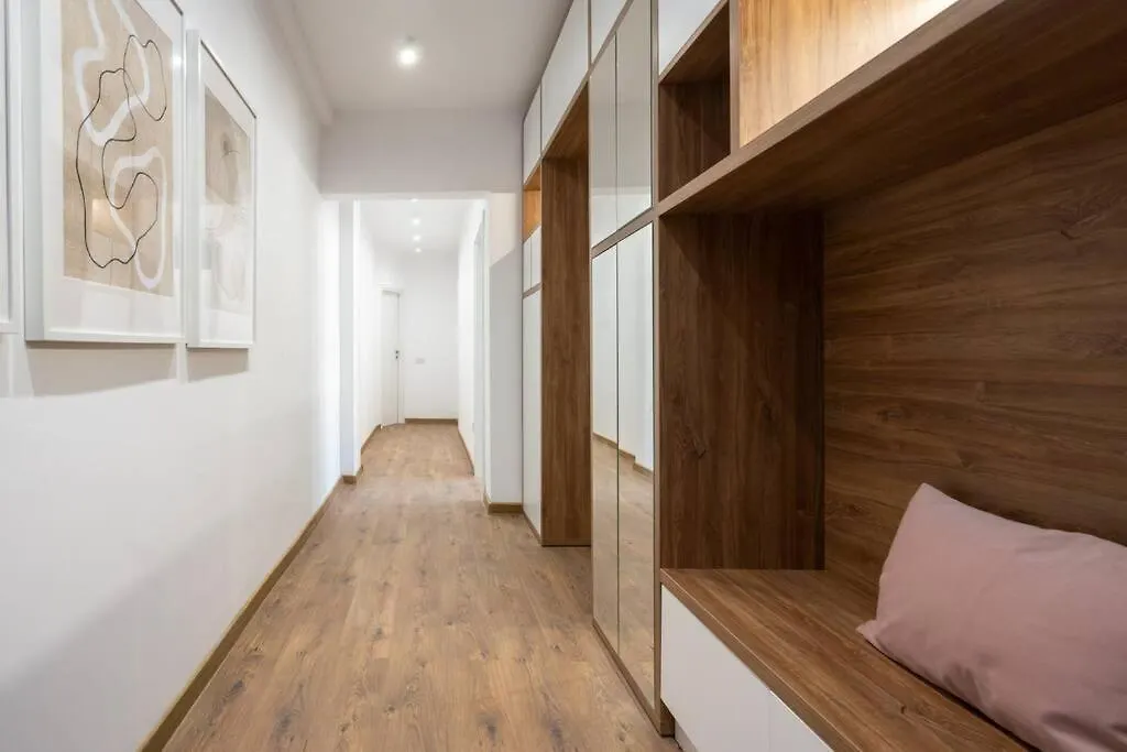 Stylish Apartament Magheru Bucharest Apartment
